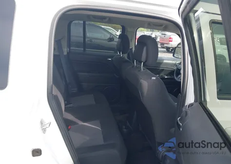 2016 Jeep Patriot Sport из США, поврежденный, VIN 1C4NJRBB8GD542438